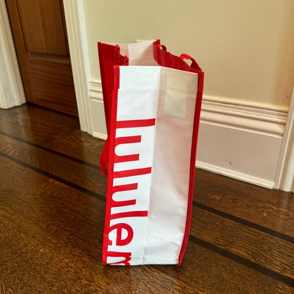 Lululemon Reusable Shopping Bag in RED - Picture 2 of 2